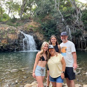 Meet your Posher, Crystal